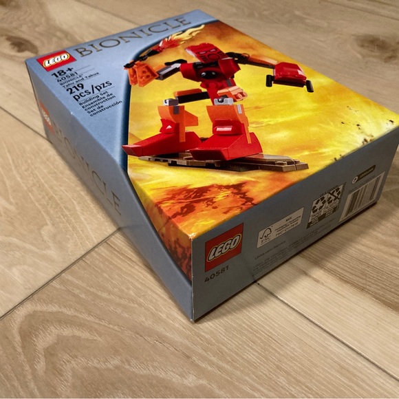 Lego 40581 BIONICLE® Tahu and Takua - Picture 2 of 4